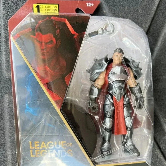 NEW League of Legends 1st Edition 4in Darius Collectible Figure - Picture 1 of 4